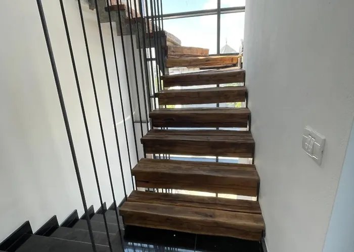 فندق Tomis' Dreams 4*